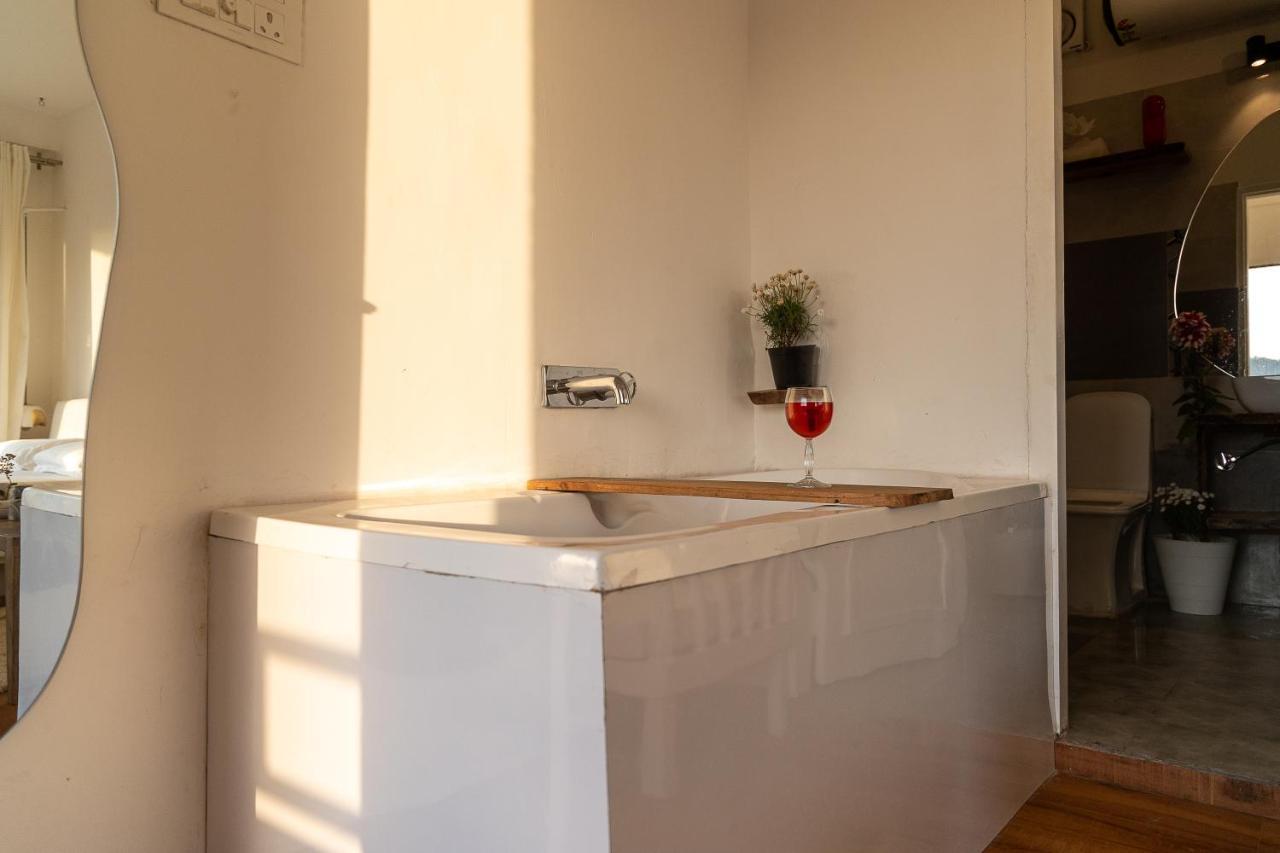 مكتزور Ecstasy By Thhpsociety Bathtub Rooms المظهر الخارجي الصورة